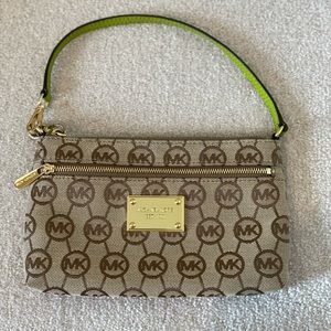 Michael Kors zip pouch